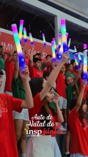 🌟 Encontro, União e Esperança: Auto de Natal INSP Júnior 🎄
O Auto de Natal do INSP Júnior iluminou os corações da comunidade escolar com apresentações preparadas com todo o carinho pelos estudantes e pela equipe pedagógica. Cada música, gesto e cena celebraram a beleza do Natal e a mensagem fundamental que ele traz: o acolhimento, o amor e a força da união. 💖✨
As famílias foram envolvidas por momentos de intensa emoção, acompanhando os alunos enquanto vivenciavam o encanto do palco, expressando fé e sensibilidade. Mais do que um espetáculo, o evento tornou-se uma celebração da vida e da esperança, espalhando o espírito natalino que o INSP cultiva com tanto cuidado em sua formação integral. 🎶💙
#INSP #INSPJúnior #AutoDeNatal #Jacarepaguá #RiodeJaneiro #ValoresCristãos #FamíliaINSP #Natal #EducaçãoComAmor