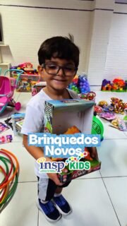 🎁✨ Brinquedos novos, mundos novos para explorar!
Todos os anos, o INSP renova os brinquedos de uso coletivo das crianças, e essa entrega especial transformou o ambiente em um verdadeiro espaço de descobertas, sorrisos e muita diversão! 🧸🎈
Mais do que entreter, o brincar é uma poderosa ferramenta de desenvolvimento infantil. Ao interagir com os brinquedos, as crianças exercitam habilidades motoras, aprendem a dividir, criam histórias, resolvem problemas e expandem a imaginação. 💡🌈
No INSP, cada momento de brincadeira é planejado com carinho e intenção educativa. Porque é no faz de conta, nas construções e nas interações que os pequenos crescem, aprendem e se desenvolvem de forma integral. ✨
#INSPKids #Brincar #DesenvolvimentoInfantil #Educação #Infância #BrinquedosNovos #CrescerBrincando