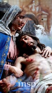 Sexta-feira Santa: o dia em que recordamos a entrega de Jesus na cruz. ✝️
Um convite ao silêncio, à reflexão e ao amor que se doa até o fim. 🤍
#SextaFeiraSanta #SemanaSanta #Reflexão #AmorQueTransforma