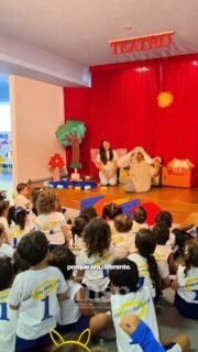Para comemorar o Dia Nacional do Livro Infantil 📚✨, as professoras do INSP Kids prepararam uma apresentação teatral cheia de encanto para as crianças.

Por meio de uma história especial, os pequenos aprenderam, de forma leve e divertida, sobre um valor essencial: o respeito às diferenças 💛🌈

Porque celebrar a leitura também é formar corações mais empáticos, conscientes e cheios de amor.

#DiaDoLivroInfantil #INSPKids #Educação#Respeito #Infância