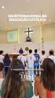 ✨🙏 Educar também é formar para a vida.
No Dia Internacional da Educação Católica, o testemunho da Alice relembra como a vivência no INSP vai além da sala de aula. 💙
Ao longo da sua trajetória, experiências de fé, solidariedade, acolhimento e missão ajudaram a construir valores que seguem presentes em sua caminhada.
Celebrações, projetos sociais, momentos de oração e o compromisso com o cuidado ao próximo fazem parte da identidade de uma educação que forma não apenas estudantes, mas seres humanos conscientes, sensíveis e guiados pelo amor de Deus.
Porque no INSP, aprender também é viver a fé no dia a dia. ✨
#EducaçãoCatólica #INSP #DiaInternacionalDaEducaçãoCatólica #FormaçãoIntegral #Fé #Solidariedade #EducaçãoQueTransforma