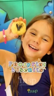🐾 Aprendizado com sabor e significado!
No INSP Kids, a imaginação ganha vida com experiências práticas que tornam o aprendizado mais leve, divertido e eficaz. A partir de uma contação de histórias, nossos alunos colocaram a mão na massa e produziram biscoitos temáticos de pegadas 🧑🍳✨
Além de ampliar o vocabulário em inglês, a atividade estimula coordenação motora, foco e cooperação, transformando cada momento em uma memória afetiva de aprendizado.
No maior e mais completo espaço educativo de Jacarepaguá, cada experiência é pensada para despertar curiosidade e conectar o conhecimento ao dia a dia dos alunos 💛
#INSP #INSPKids #RioDeJaneiro #EducaçãoInfantil #Jacarepaguá