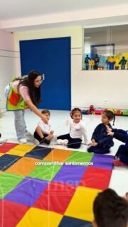 💙 Acolhimento que transforma no INSP Kids

No INSP Kids, cada dia começa com carinho, segurança e afeto. Mais do que receber nossos alunos, acolhemos seus sentimentos, fortalecemos sua confiança e criamos um ambiente onde eles se sentem amados, respeitados e prontos para descobrir o mundo. 🏫✨

Com esse propósito, a turma do Pré 12 participou da dinâmica "Teia da Amizade", uma experiência especial que incentivou a expressão de sentimentos, o fortalecimento dos vínculos e a valorização das relações interpessoais. 🤝🌱

Acreditamos que educar vai muito além do ensino acadêmico. É também cuidar, ouvir, orientar e contribuir para a formação integral de cada criança, sempre fundamentados em valores cristãos e no desenvolvimento socioemocional.

Porque, na maior escola de Jacarepaguá, cada aluno é único, especial e acolhido com amor. 💙

#INSP #INSPKids #Jacarepaguá #RioDeJaneiro #EducaçãoInfantil