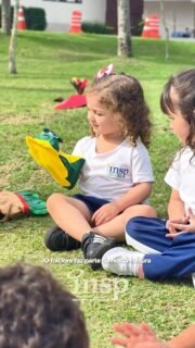 A Magia do Folclore no INSP Kids 🧜‍♀️✨

No INSP Kids, o aprendizado ganha vida através de uma imersão encantadora na cultura popular brasileira. O resgate de tradições, lendas e cantigas de roda é uma ferramenta pedagógica valiosa que desperta a curiosidade e enriquece a imaginação das crianças na Educação Infantil, unindo a aquisição de conhecimento à preservação de raízes importantes da nossa história. 🌳📚

Através de vivências lúdicas, como o divertido circuito do Saci, amarelinha e jogos de memória, os pequenos desenvolvem a coordenação motora, a interação social e a concentração de forma muito significativa. No amplo espaço do Instituto Nossa Senhora da Piedade, a brincadeira é o caminho para a formação integral, provando que educar é, verdadeiramente, encantar-se com a vida. 💚🧩

#INSP #RiodeJaneiro #Jacarepaguá #INSPKids #EducaçãoInfantil