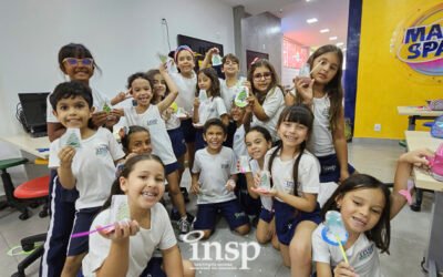 Criatividade em Ação: INSP Júnior Transforma Sala Maker em Oficina de Globo de Neve