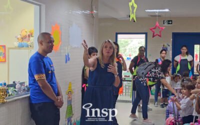 Valiosos momentos de fé na bênção das mochilas!