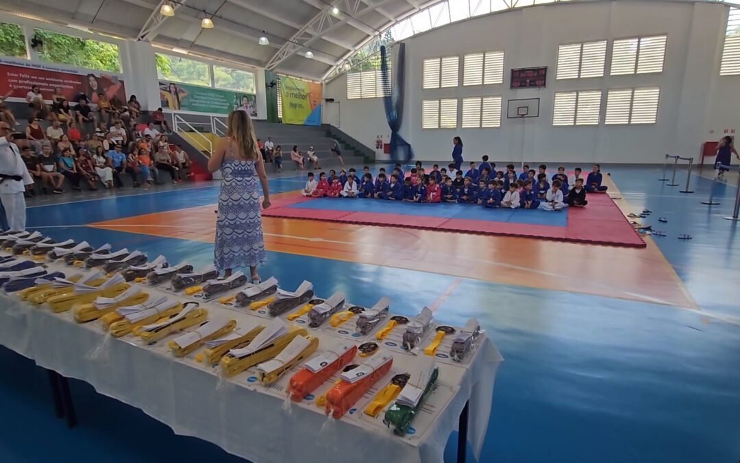 Estudantes concluem graduação de faixa no INSP!