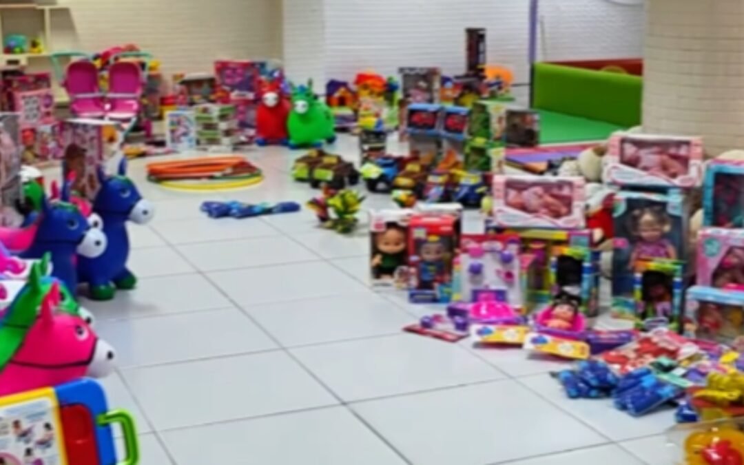 Brinquedos novos, mundos novos para explorar!