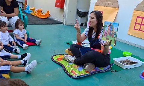 🐷📚 Aprender brincando torna cada descoberta ainda mais especial!